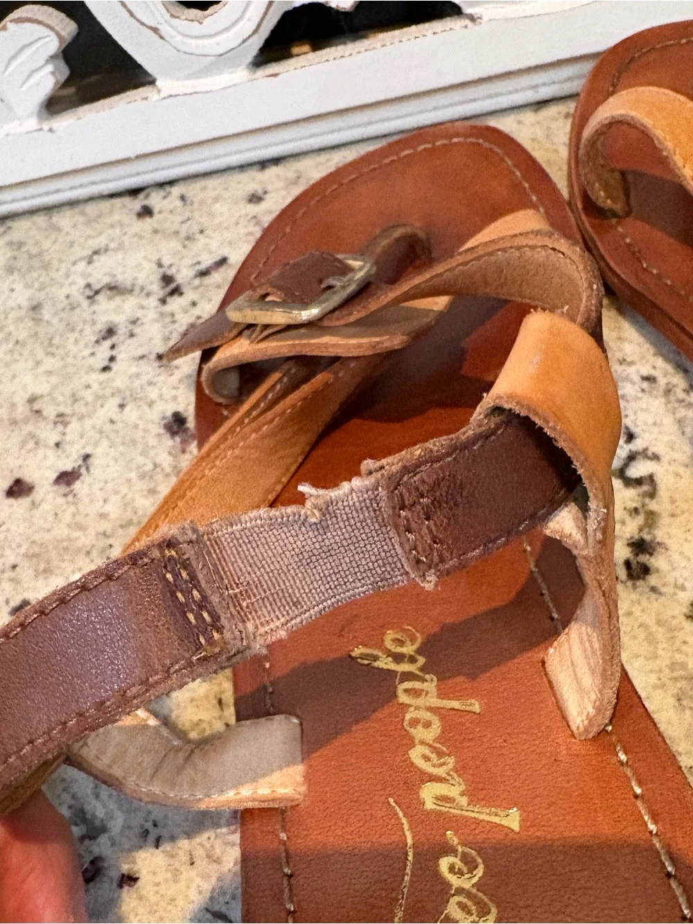 Free People La Risa Two-Tone Leather Strappy Flat Sandals Size 37.5 - Picture 11 of 12